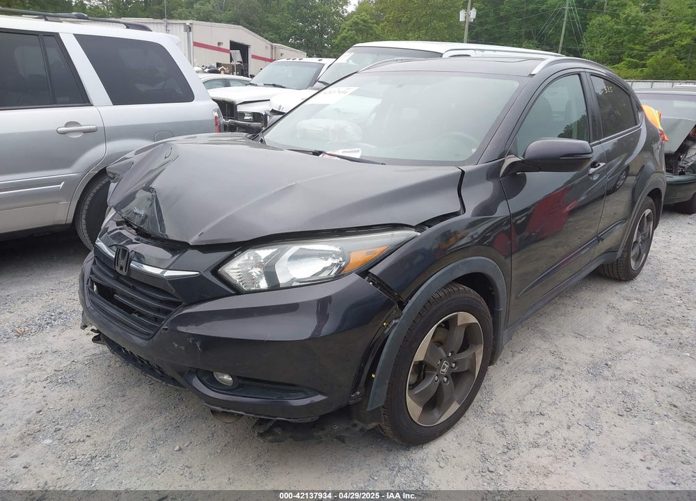2018 HONDA HR-V VIN: 3CZRU5H77JM701136