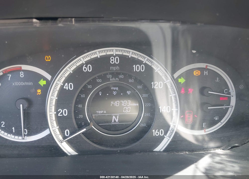 2017 HONDA ACCORD VIN: 1HGCR2F31HA130554