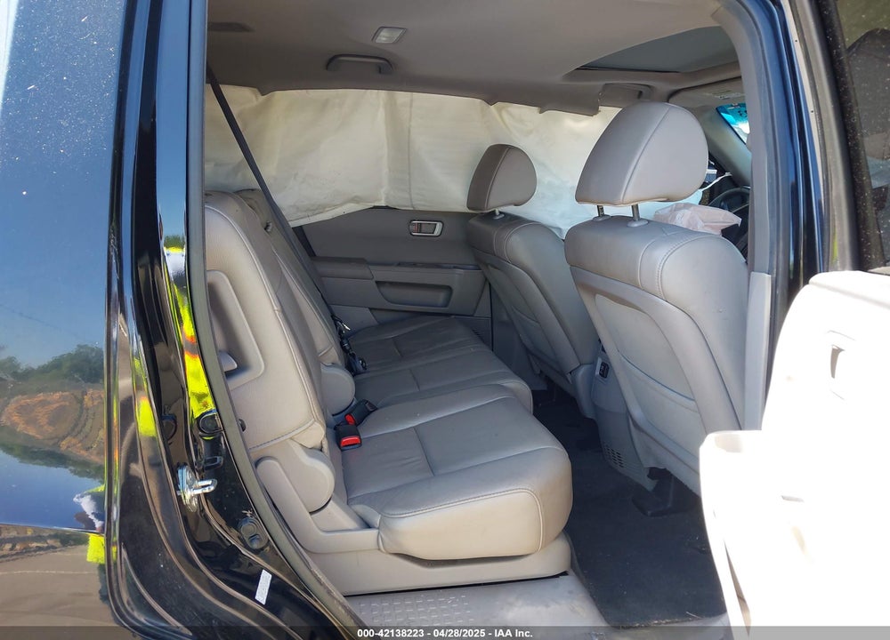 2012 HONDA PILOT VIN: 5FNYF4H71CB056805