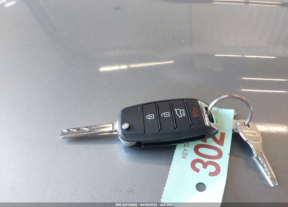 2020 KIA SPORTAGE VIN: KNDPMCAC1L7832469