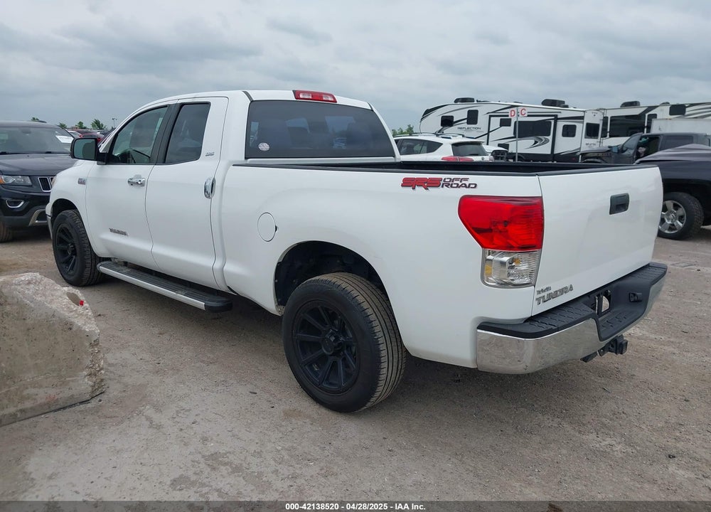 2011 TOYOTA TUNDRA GRADE 5.7L V8 VIN: 5TFRY5F15BX101297