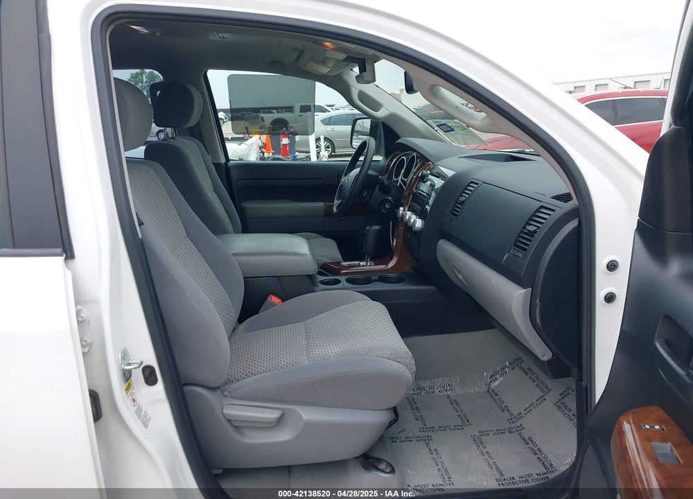 2011 TOYOTA TUNDRA GRADE 5.7L V8 VIN: 5TFRY5F15BX101297