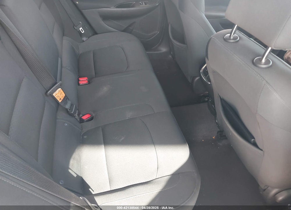 2017 CHEVROLET MALIBU VIN: 1G1ZE5ST6HF120884