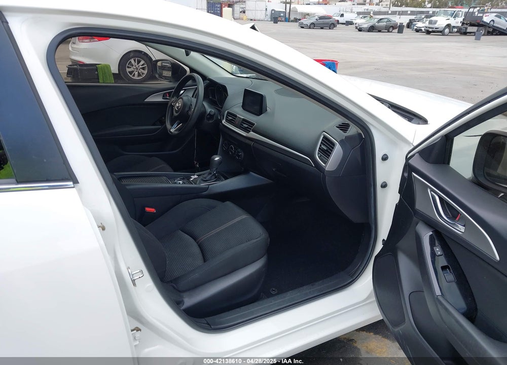 2018 MAZDA 3 SPORT VIN: 3MZBN1U70JM183046