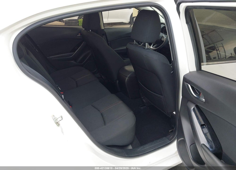 2018 MAZDA 3 SPORT VIN: 3MZBN1U70JM183046