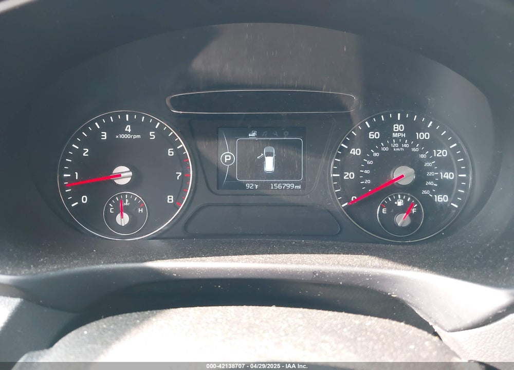 2016 KIA SORENTO VIN: 5XYPHDA5XGG083093