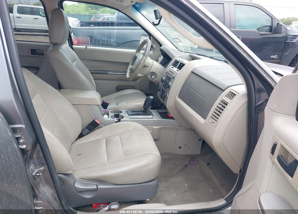 2009 FORD ESCAPE VIN: 1FMCU03749KA29640