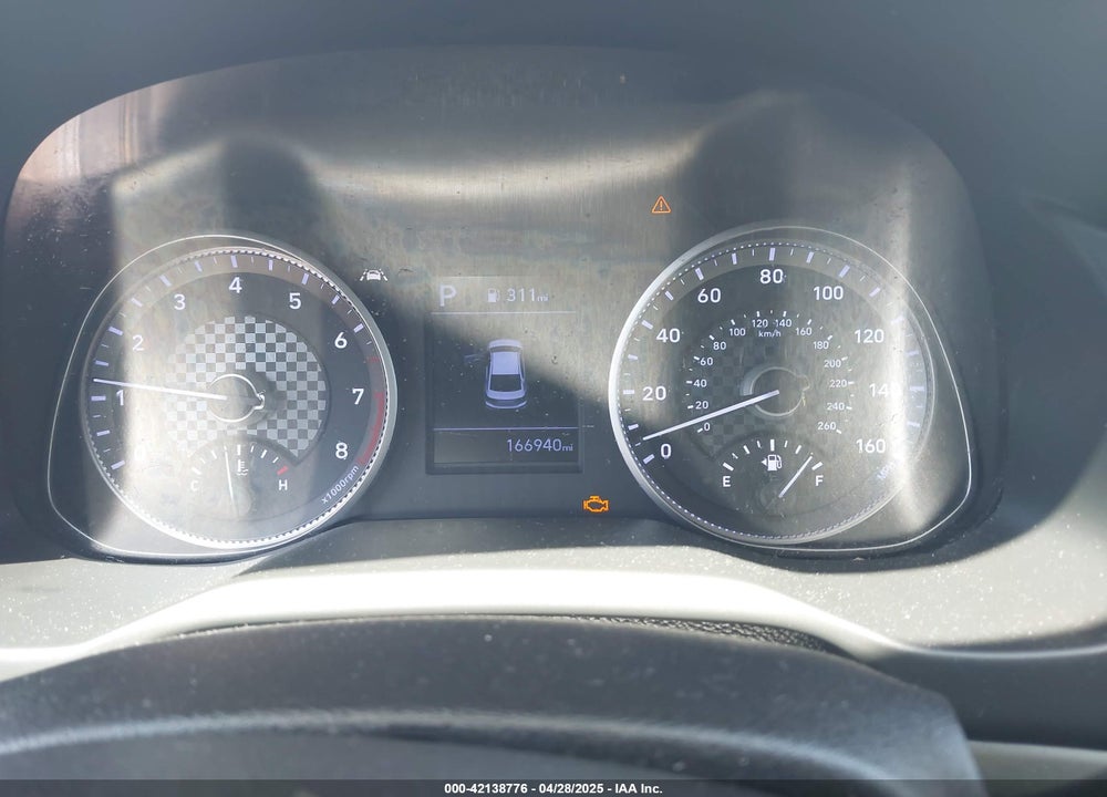 2020 HYUNDAI ELANTRA VIN: 5NPD84LF2LH525411