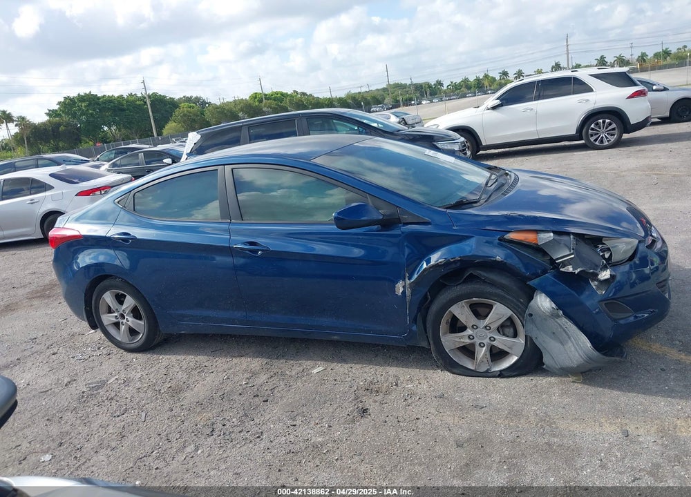 2013 HYUNDAI ELANTRA GLS VIN: KMHDH4AE0DU962160