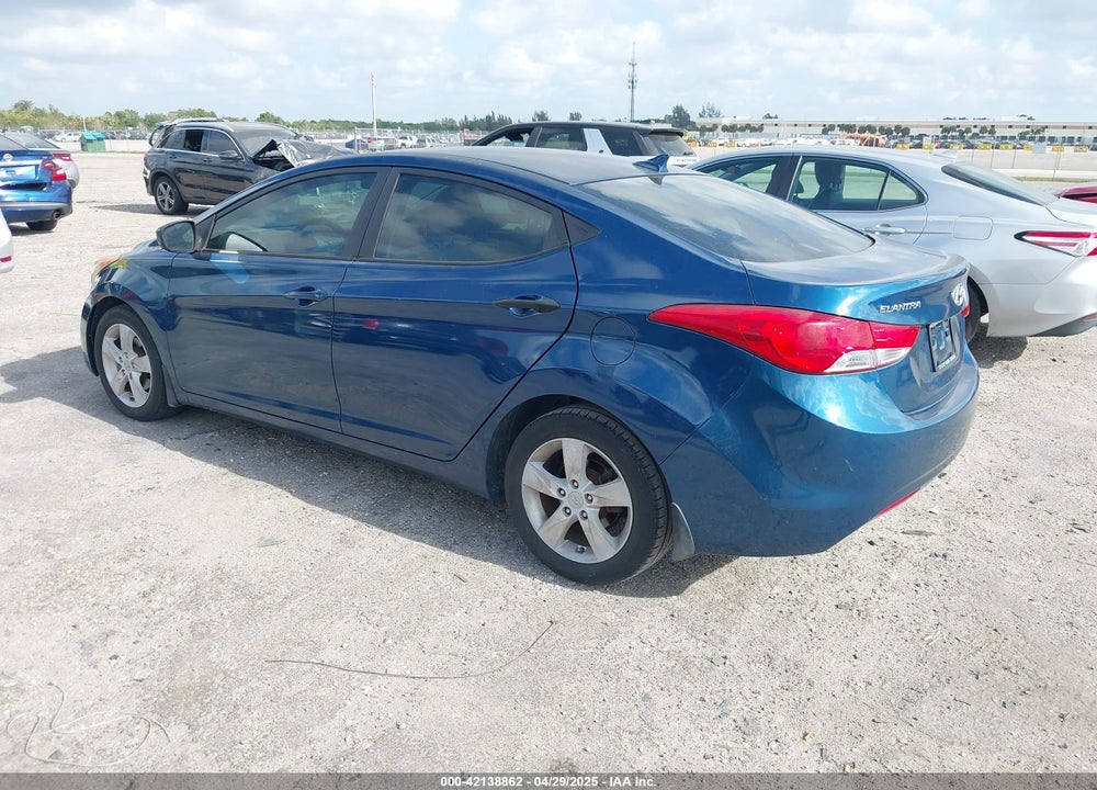 2013 HYUNDAI ELANTRA GLS VIN: KMHDH4AE0DU962160