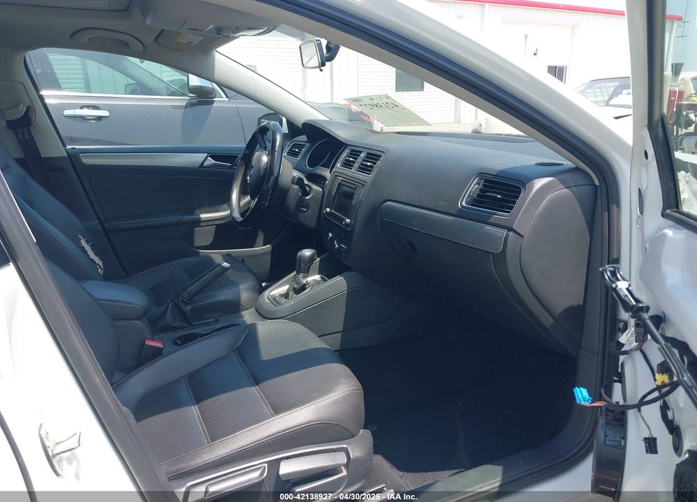 2017 VOLKSWAGEN JETTA VIN: 3VWDB7AJ1HM315214