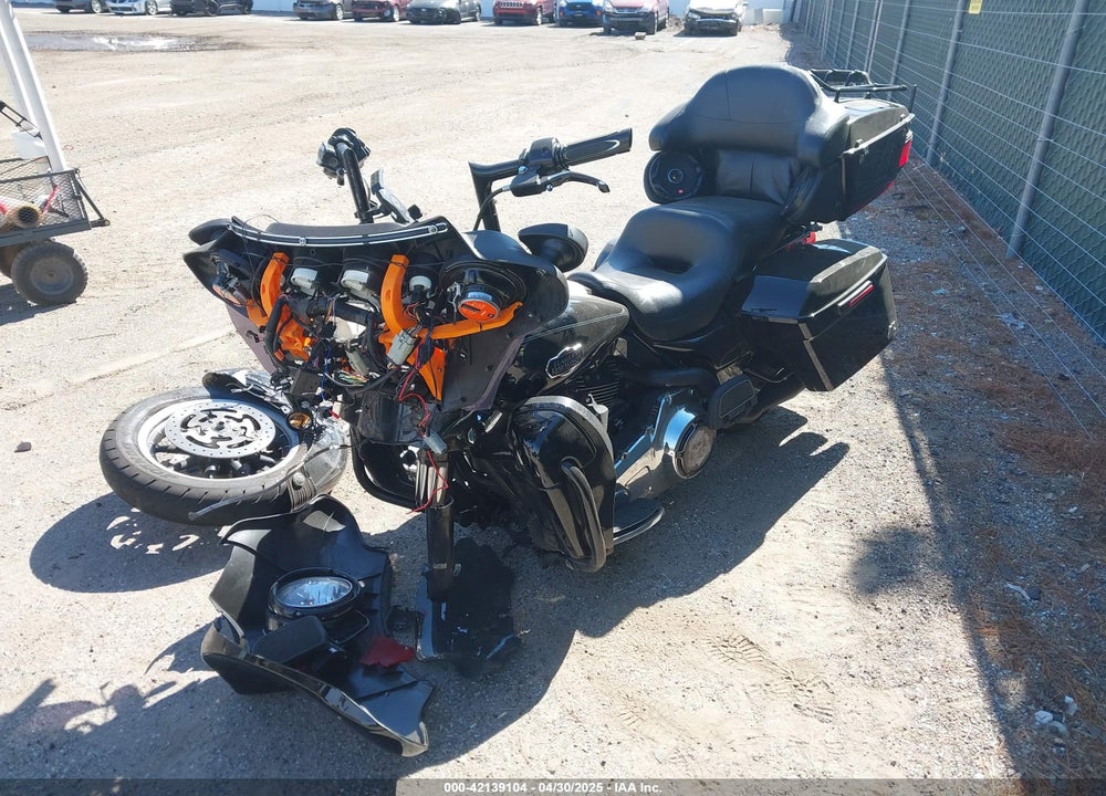2008 HARLEY-DAVIDSON FLHTCUI VIN: 1HD1FC4118Y675441