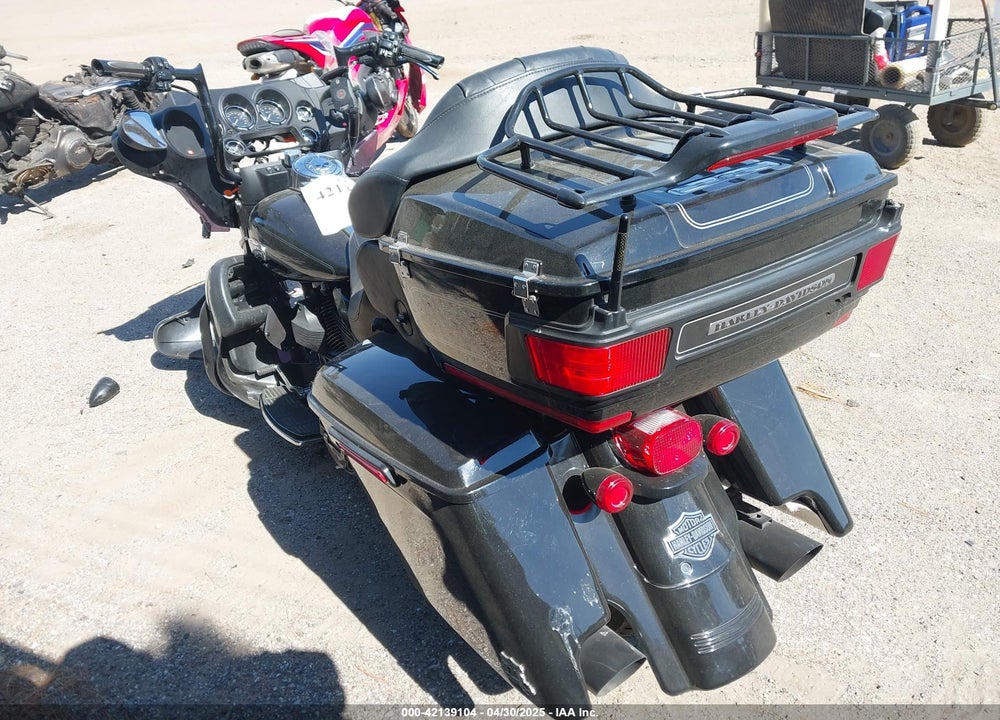 2008 HARLEY-DAVIDSON FLHTCUI VIN: 1HD1FC4118Y675441