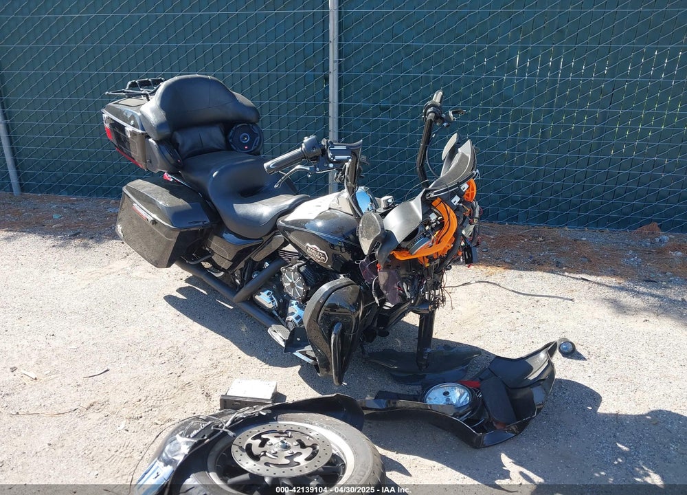 2008 HARLEY-DAVIDSON FLHTCUI VIN: 1HD1FC4118Y675441