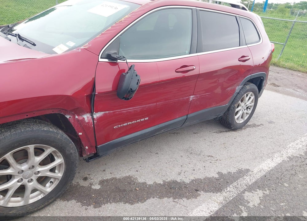 2017 JEEP CHEROKEE VIN: 1C4PJLCB0HW624030