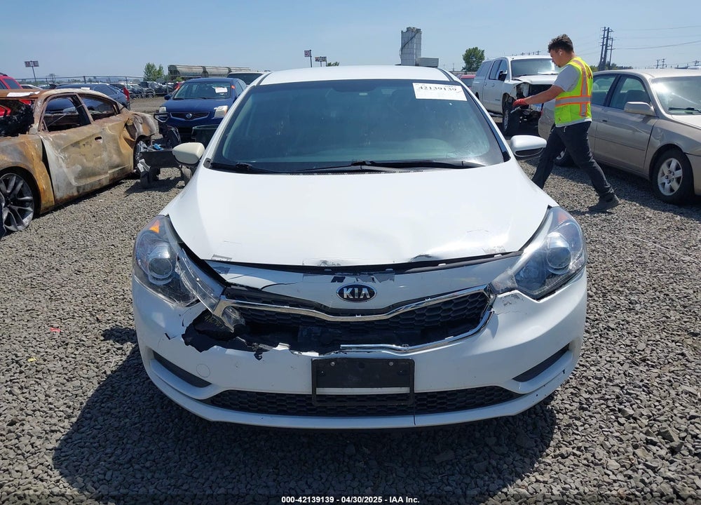 2016 KIA FORTE VIN: KNAFK4A60G5614345