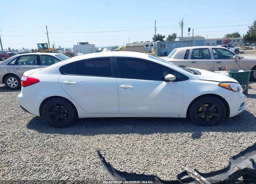 2016 KIA FORTE VIN: KNAFK4A60G5614345