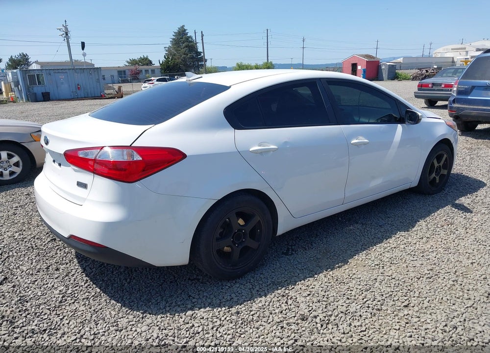 2016 KIA FORTE VIN: KNAFK4A60G5614345
