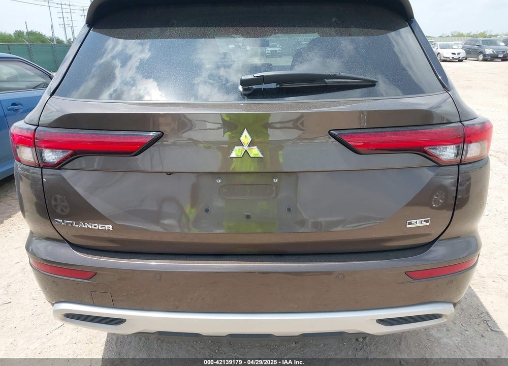 2022 MITSUBISHI OUTLANDER VIN: JA4J3VA88NZ090055