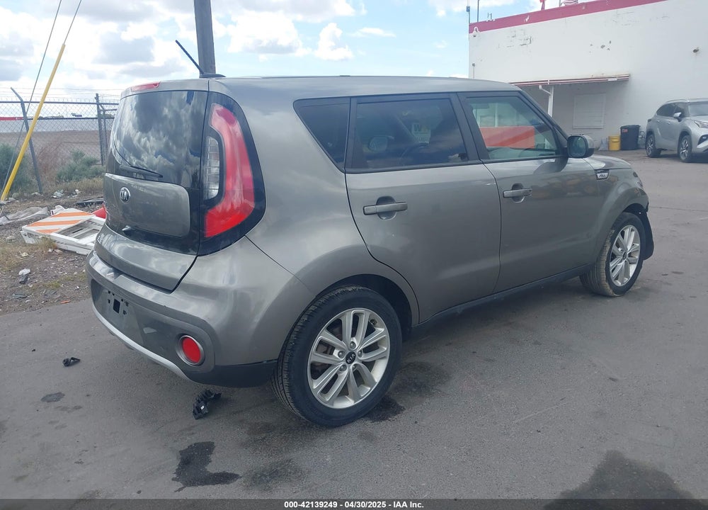 2017 KIA SOUL VIN: KNDJP3A56H7476798