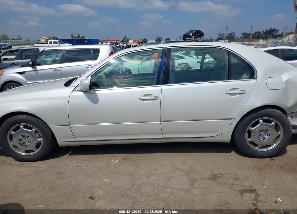 2002 LEXUS LS 430 VIN: JTHBN30F220088390