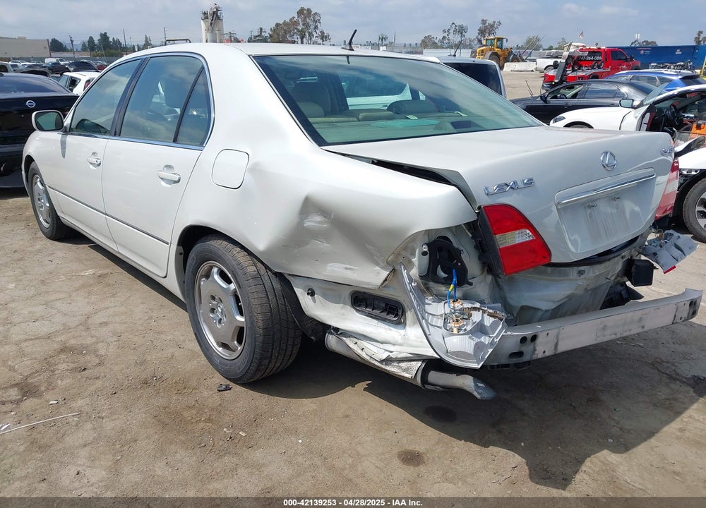 2002 LEXUS LS 430 VIN: JTHBN30F220088390