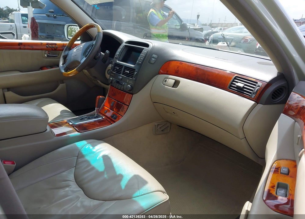 2002 LEXUS LS 430 VIN: JTHBN30F220088390