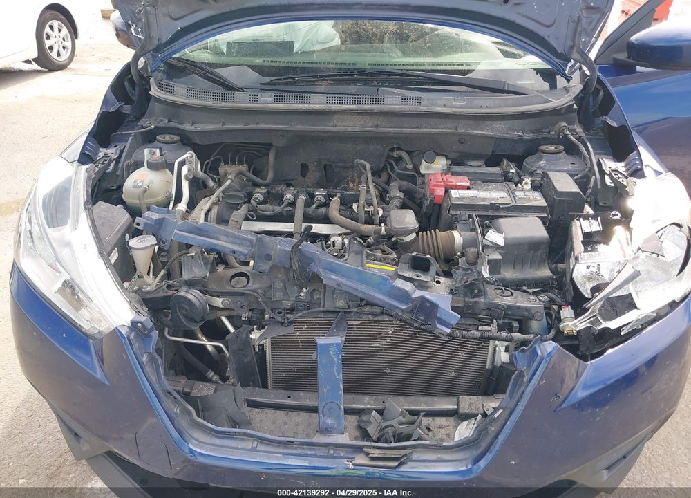 2018 NISSAN KICKS VIN: 3N1CP5CU3JL541118
