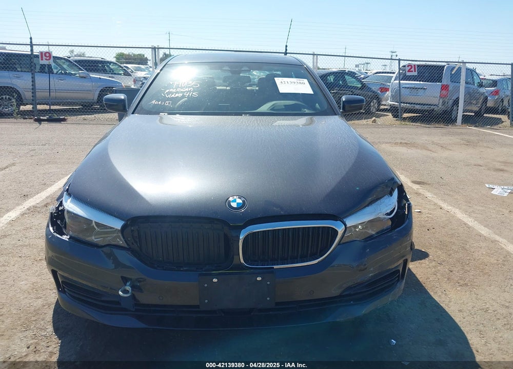 2019 BMW 540I VIN: WBAJE5C5XKWW20300