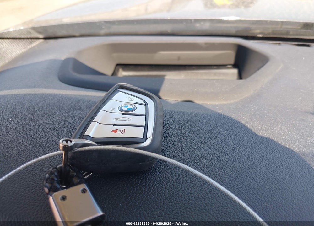 2019 BMW 540I VIN: WBAJE5C5XKWW20300
