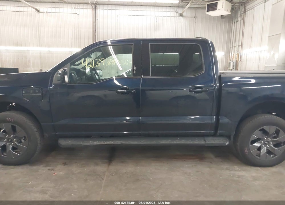 2023 FORD F-150 LIGHTNING LARIAT VIN: 1FTVW1EL4PWG22900