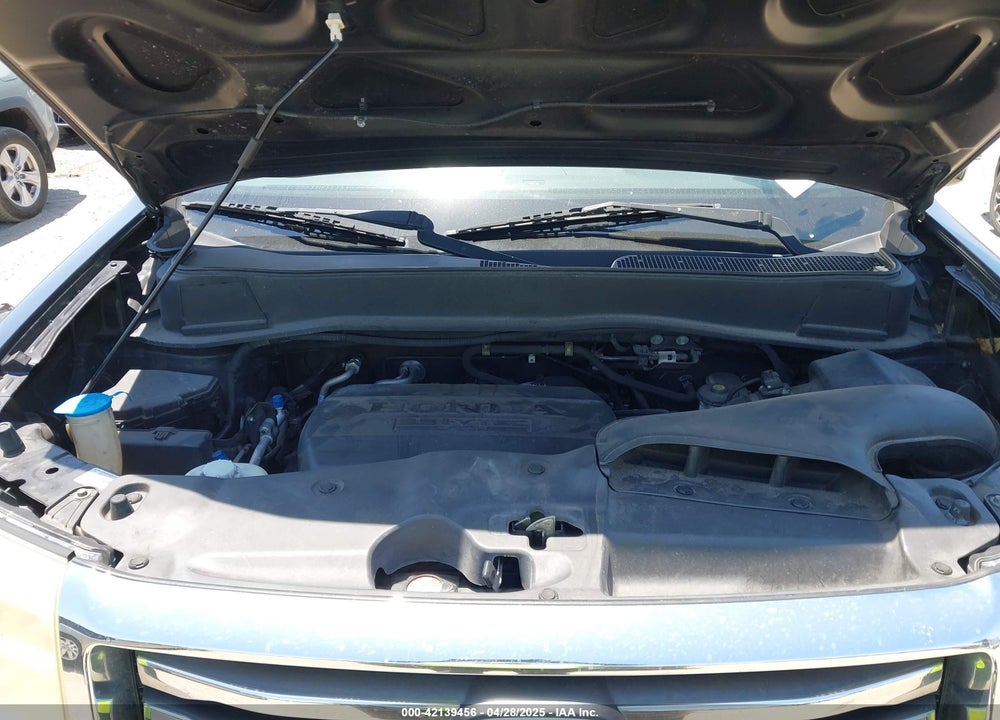 2015 HONDA PILOT VIN: 5FNYF3H36FB007627