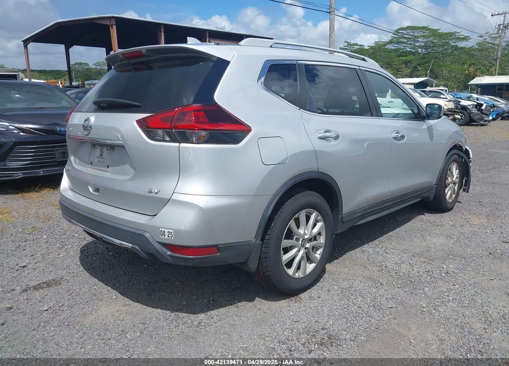 2018 NISSAN ROGUE VIN: 5N1AT2MT6JC803483