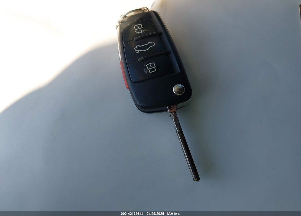 2012 AUDI A3 2.0 TDI PREMIUM VIN: WAUKJAFM9CA110062