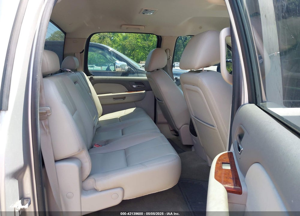 2011 CHEVROLET SILVERADO 1500 VIN: 3GCUKTE20BG200883