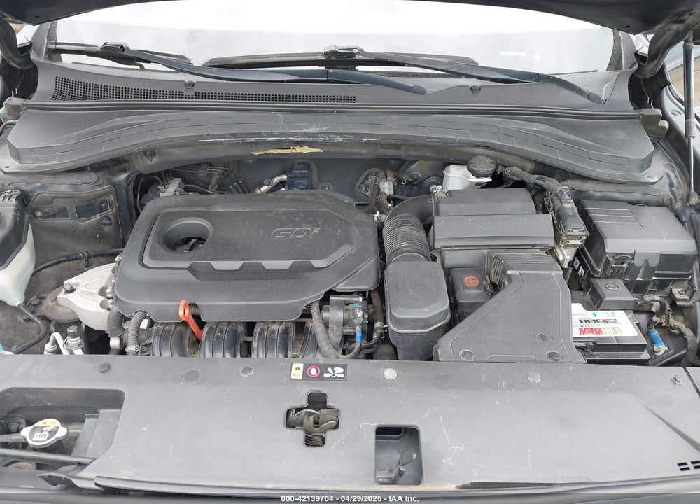 2019 HYUNDAI SANTA FE SE VIN: 5NMS23AD2KH132301
