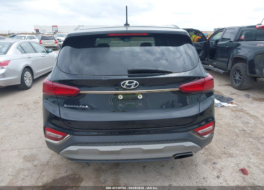 2019 HYUNDAI SANTA FE SE VIN: 5NMS23AD2KH132301