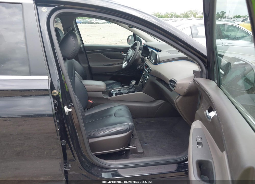 2019 HYUNDAI SANTA FE SE VIN: 5NMS23AD2KH132301
