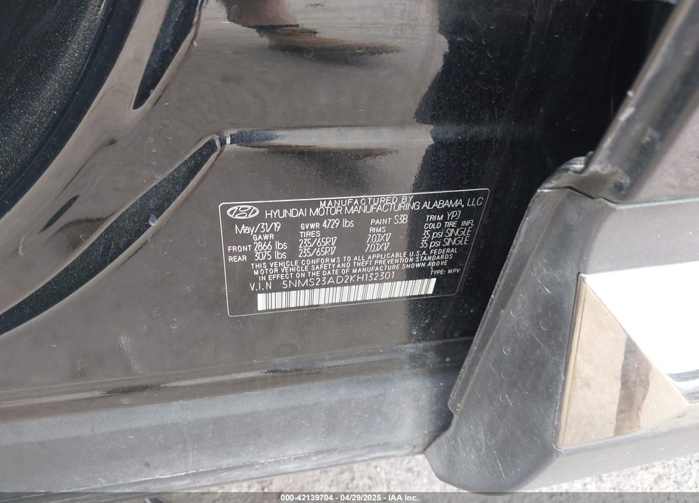 2019 HYUNDAI SANTA FE SE VIN: 5NMS23AD2KH132301