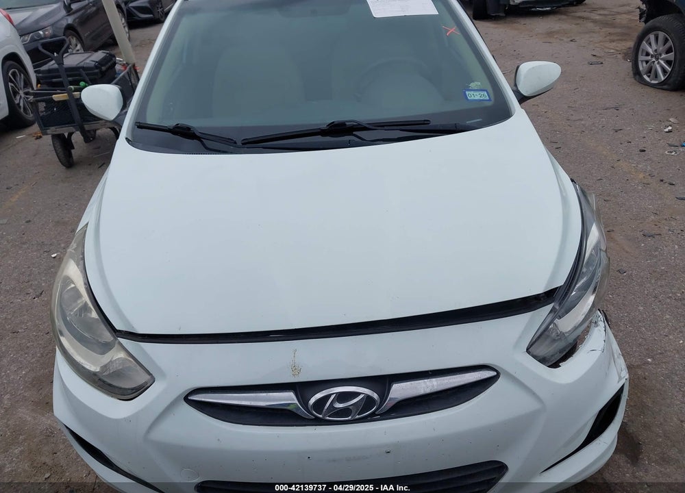 2013 HYUNDAI ACCENT VIN: KMHCU4AE8DU275645