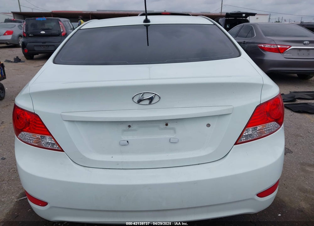 2013 HYUNDAI ACCENT VIN: KMHCU4AE8DU275645