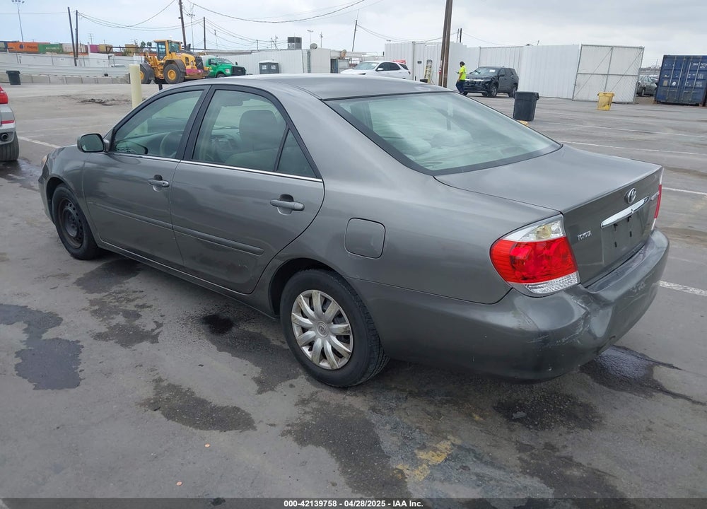 2005 TOYOTA CAMRY LE VIN: 4T1BE32K45U532826