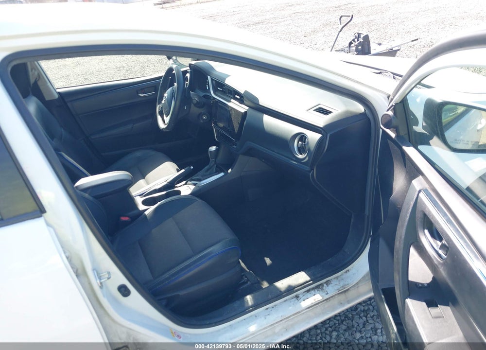 2019 TOYOTA COROLLA VIN: 2T1BURHE7KC192303