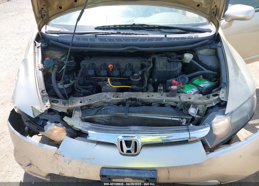 2008 HONDA CIVIC VIN: 1HGFA16808L105871