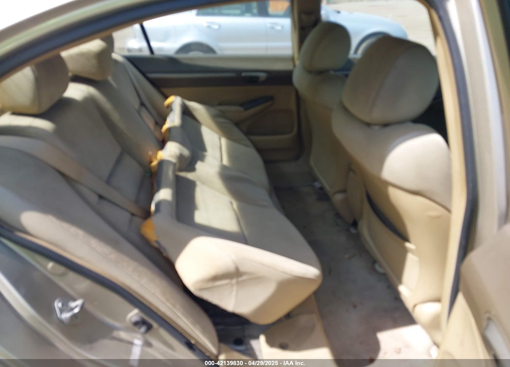 2008 HONDA CIVIC VIN: 1HGFA16808L105871