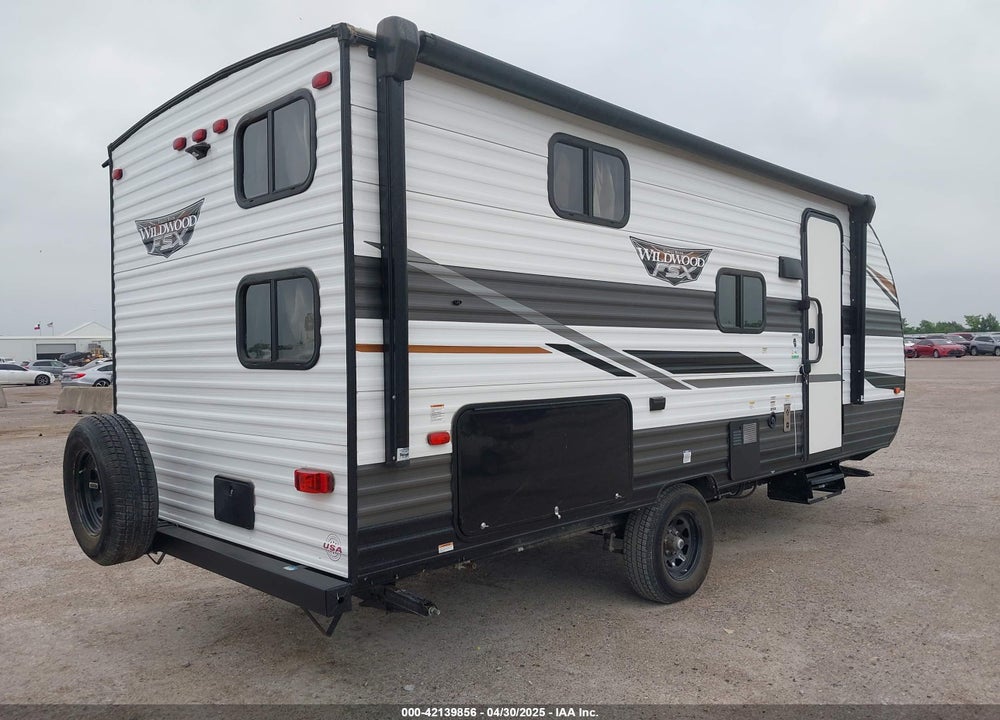2022 FOREST RIVER WILDWOOD VIN: 5ZT2WDGC8NG203469