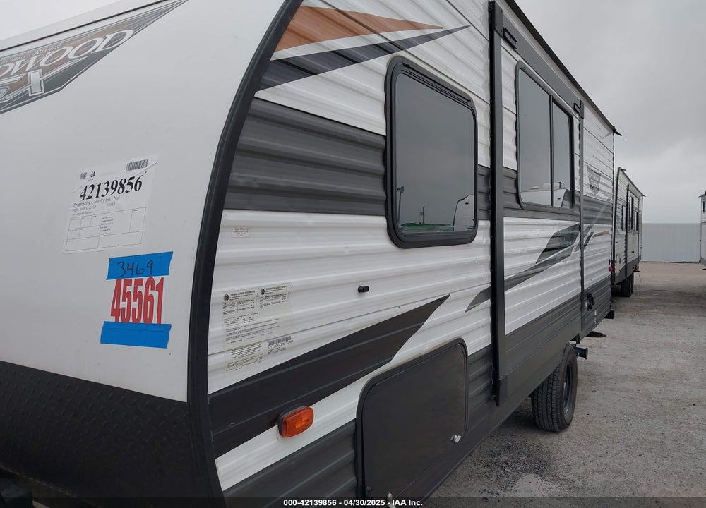 2022 FOREST RIVER WILDWOOD VIN: 5ZT2WDGC8NG203469