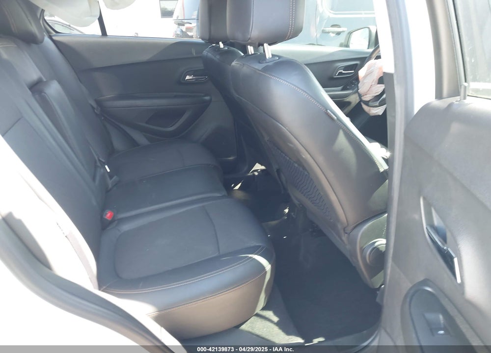 2021 CHEVROLET TRAX VIN: KL7CJLSB1MB312023