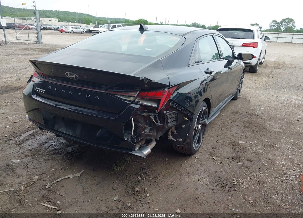 2022 HYUNDAI ELANTRA VIN: KMHLR4AF4NU267277