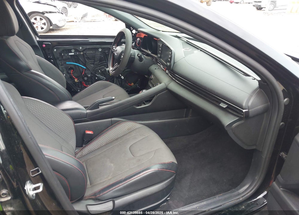 2022 HYUNDAI ELANTRA VIN: KMHLR4AF4NU267277